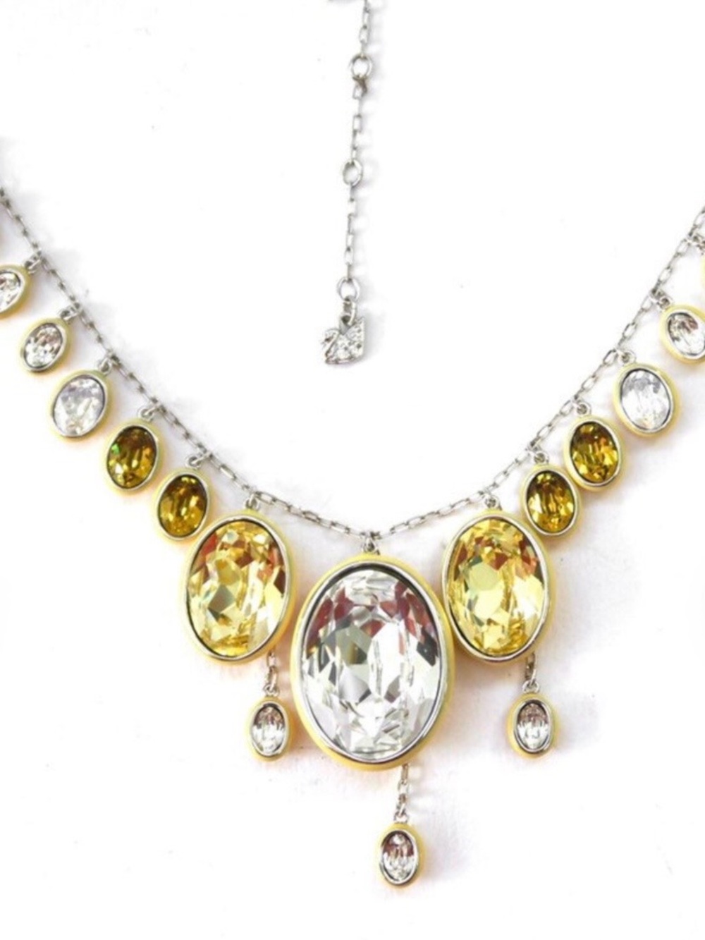 - RARE! VINTAGE SWAROVSKI Tiered Topaz Clear Oval 20 Stones 15” Necklace Y…